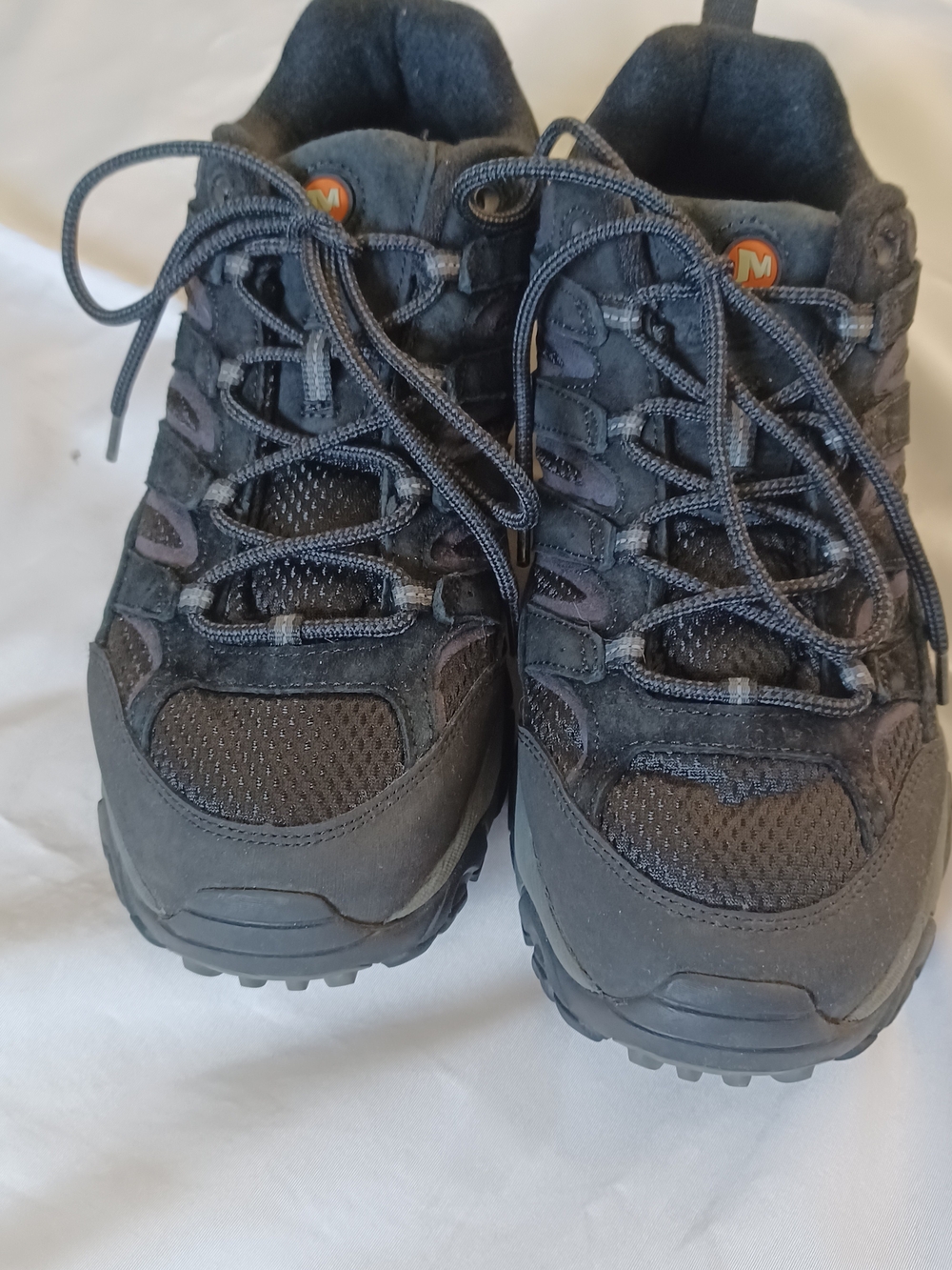 Merrell Mens Moab 2 GTX Lowrise Hiking Boots Shoes Sneakers Black Vent Size 10.5 - Picture 2 of 8